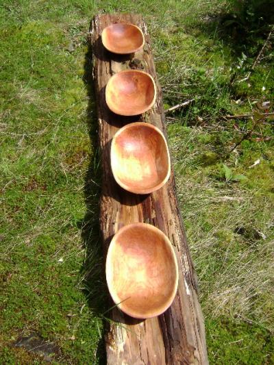 Alder Salad Bowls