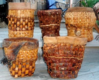 Untensile/wastepaper baskets