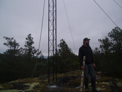 30' of new LIAS tower up on Higgin's Island,5.12.2011